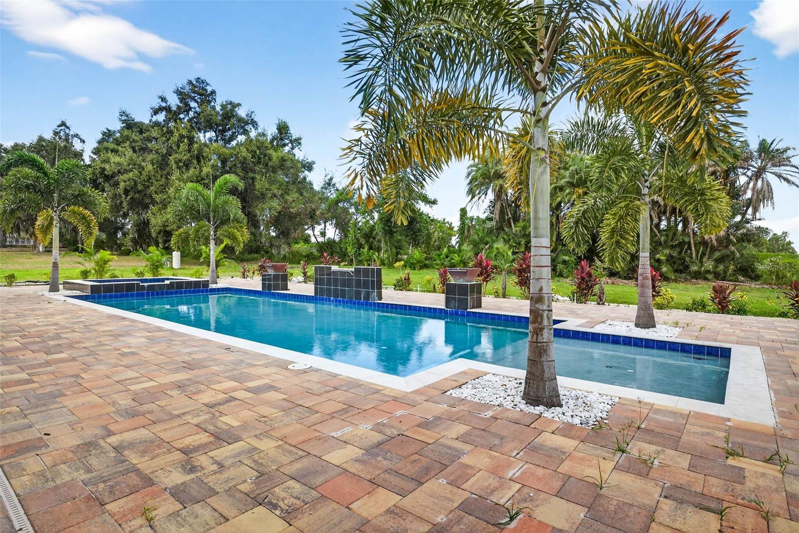 FLINT LAKE ESTATES SUB - Residential