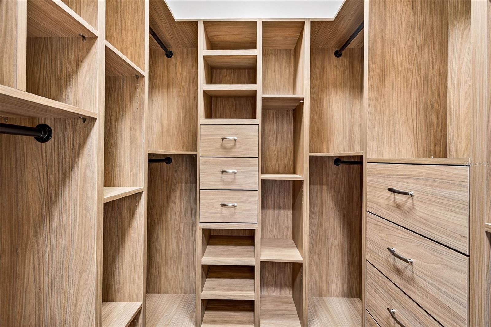 FLINT LAKE ESTATES SUB - Residential