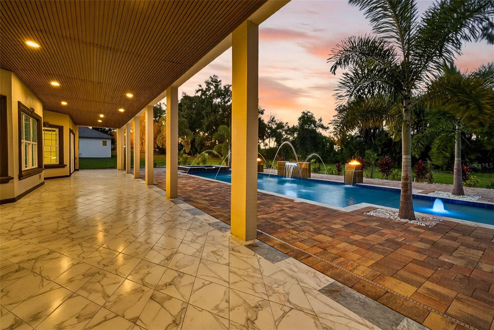 FLINT LAKE ESTATES SUB - Residential