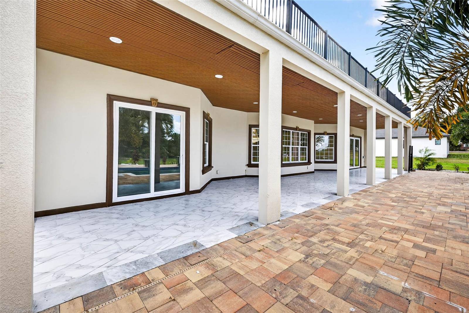 FLINT LAKE ESTATES SUB - Residential