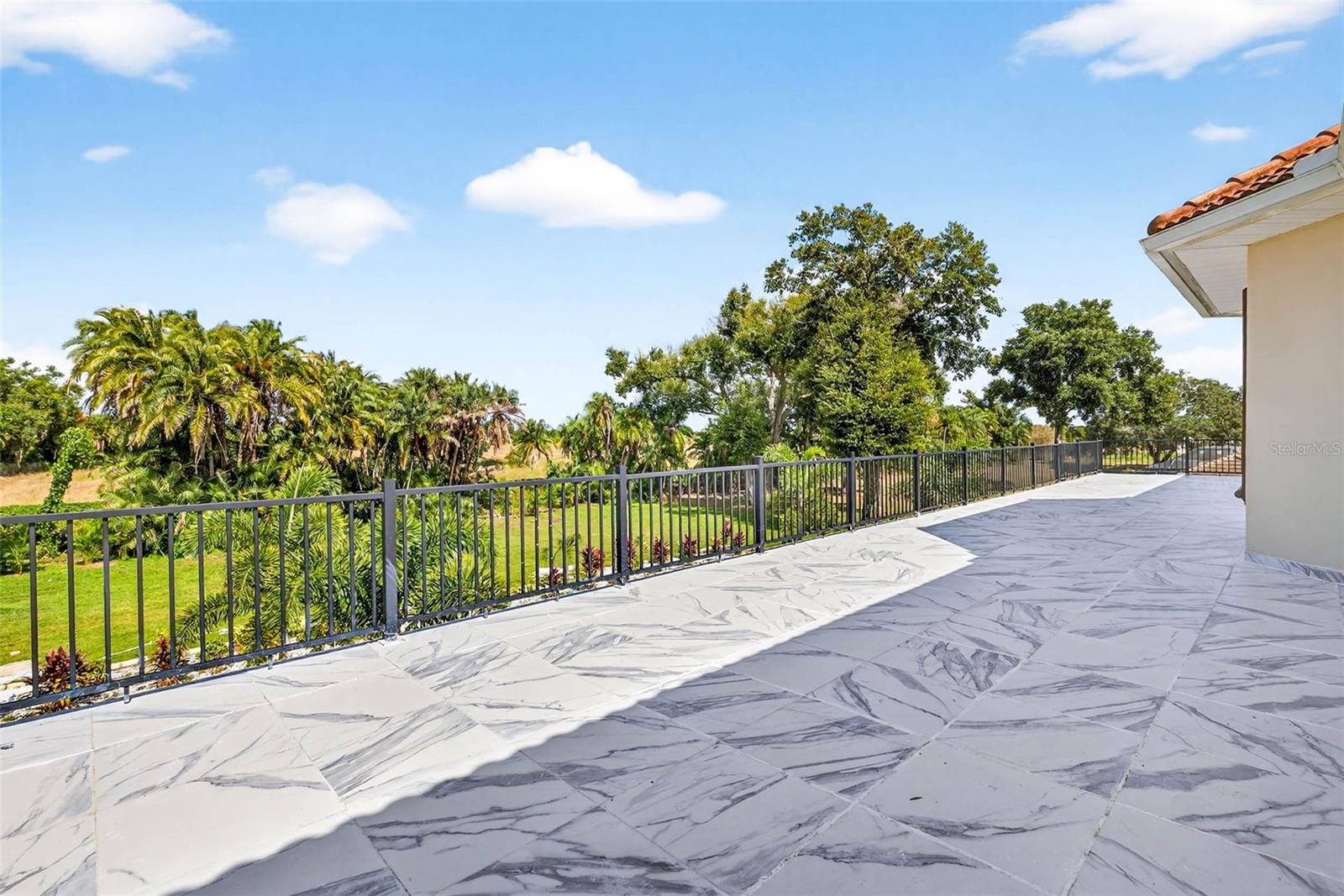 FLINT LAKE ESTATES SUB - Residential