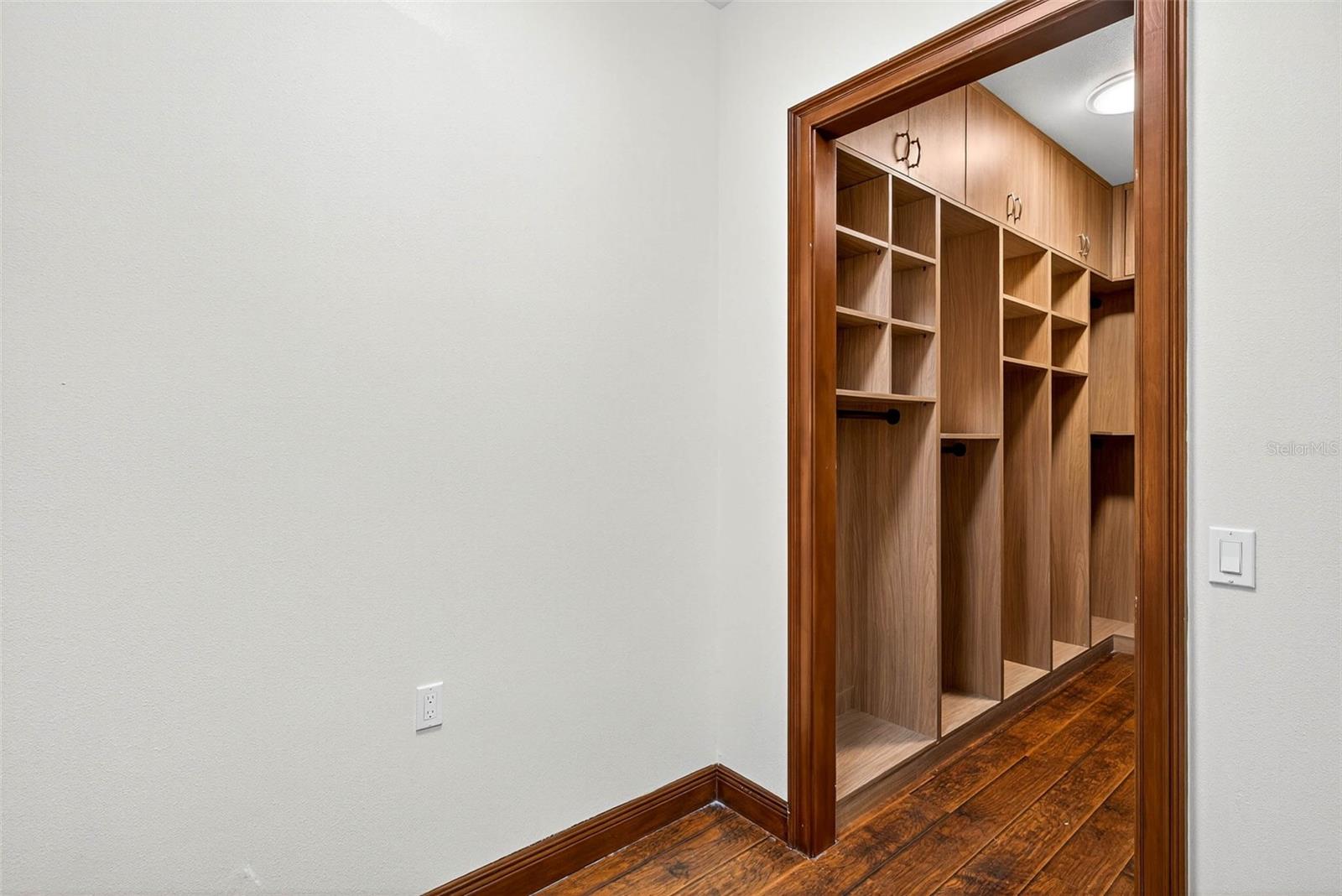 FLINT LAKE ESTATES SUB - Residential