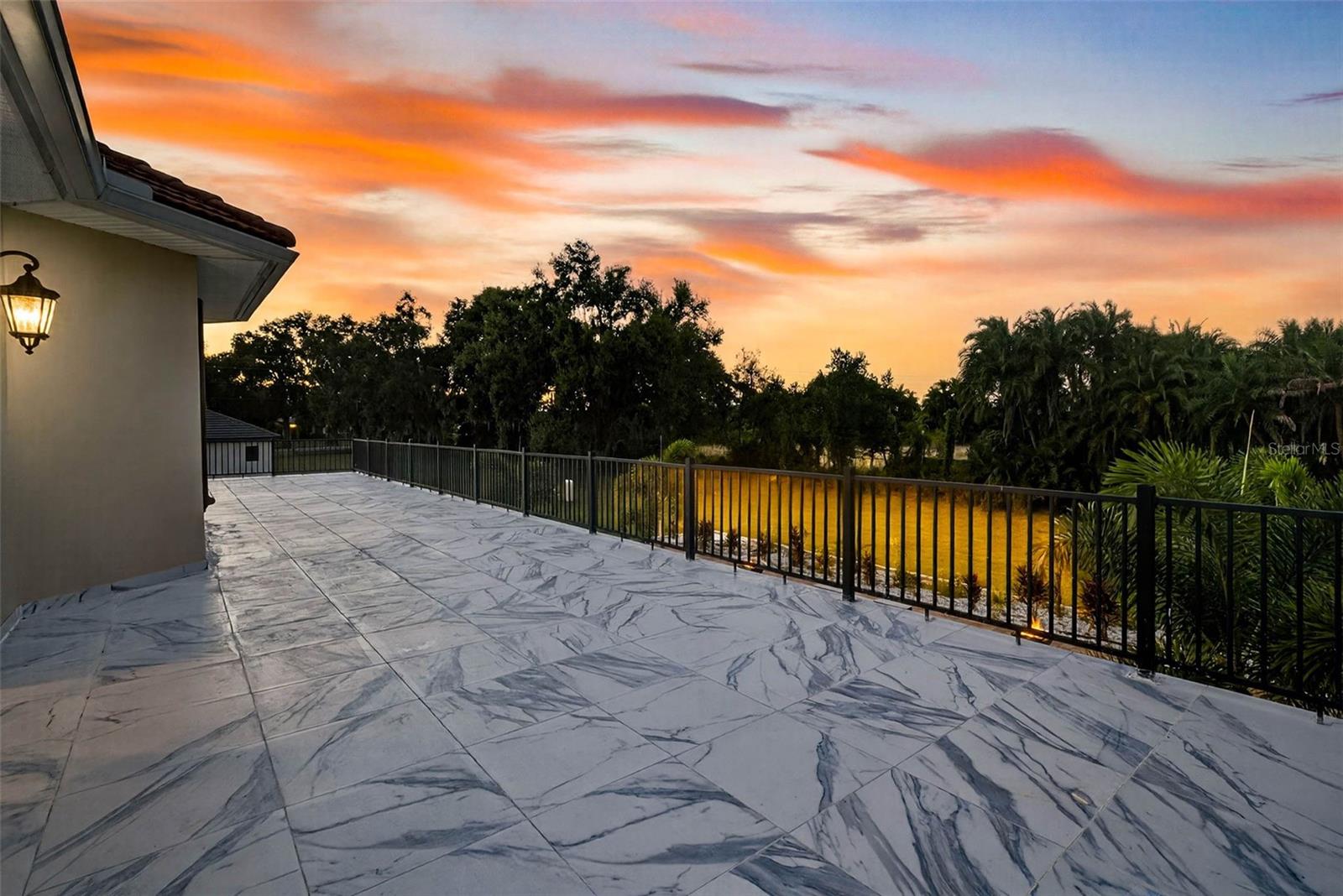 FLINT LAKE ESTATES SUB - Residential