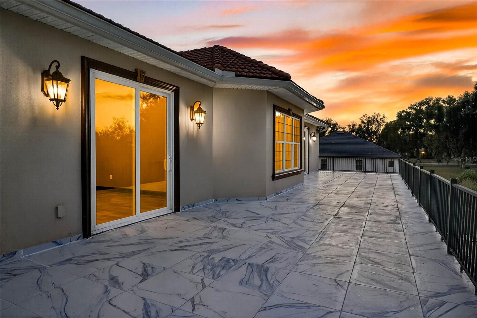 FLINT LAKE ESTATES SUB - Residential