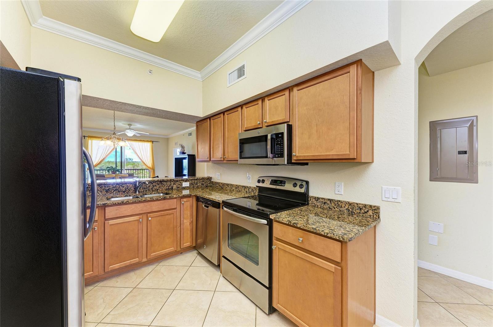 RIVER STRAND - Residential Lease