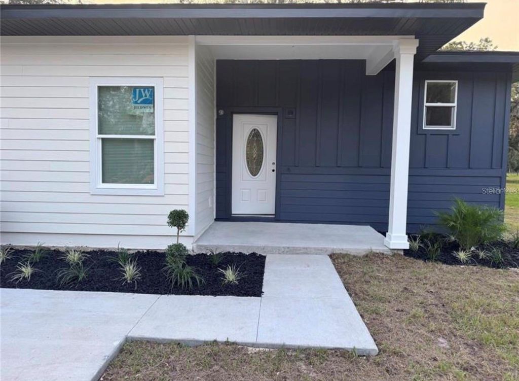 Photo of 2474 Cr 423 #Lot 29, Lake Panasoffkee, FL 33538 (MLS # G5105945)