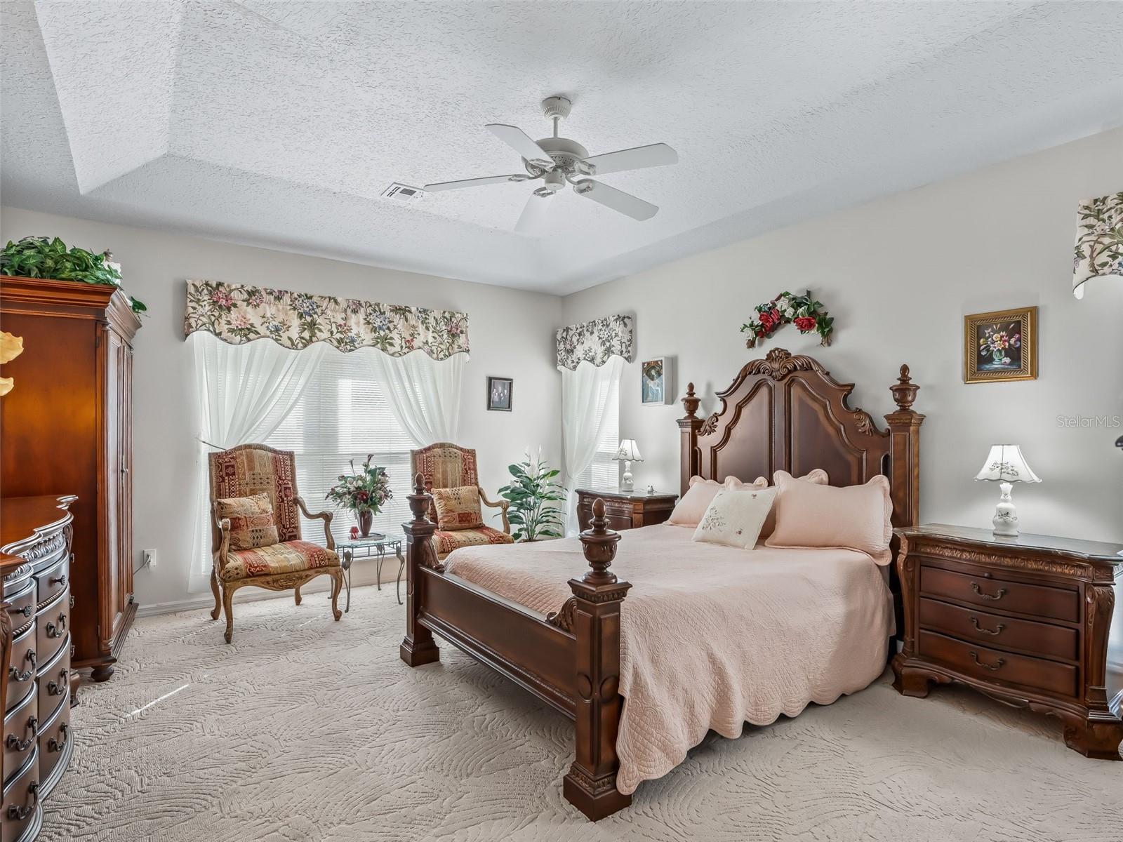 LAKES LADY LAKE - Residential