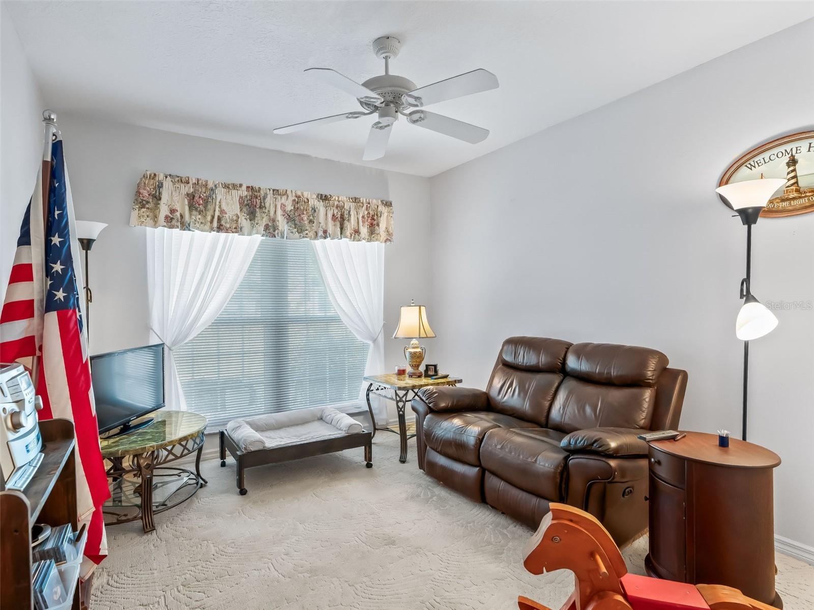 LAKES LADY LAKE - Residential