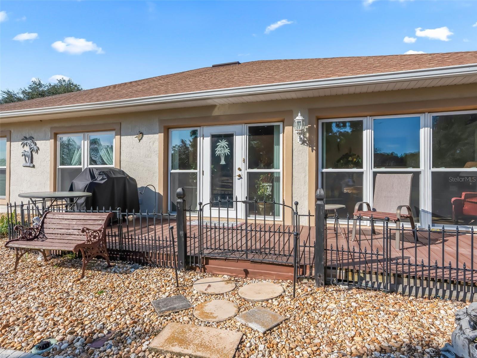 LAKES LADY LAKE - Residential