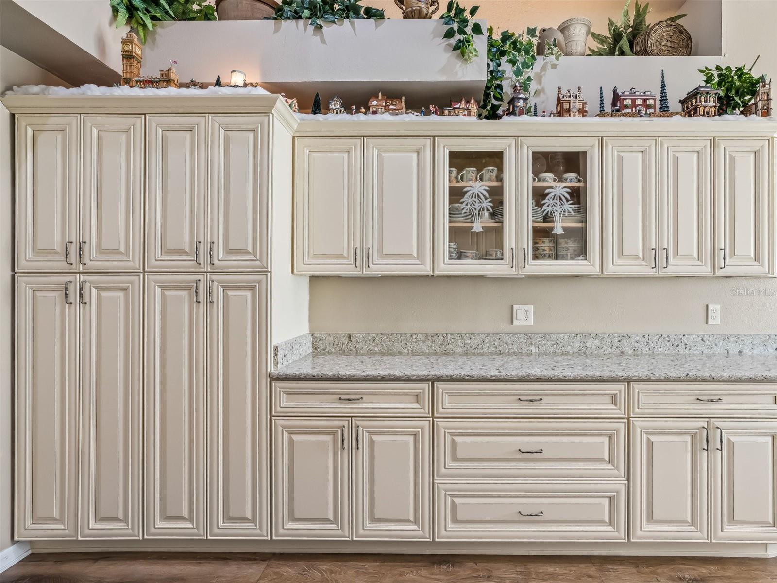 LAKES LADY LAKE - Residential