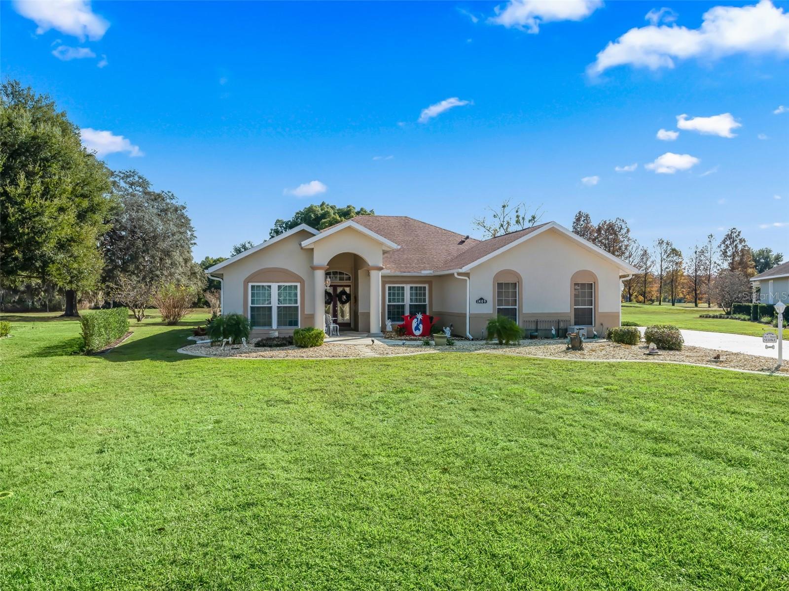 1409 MEADOW VIEW WAY