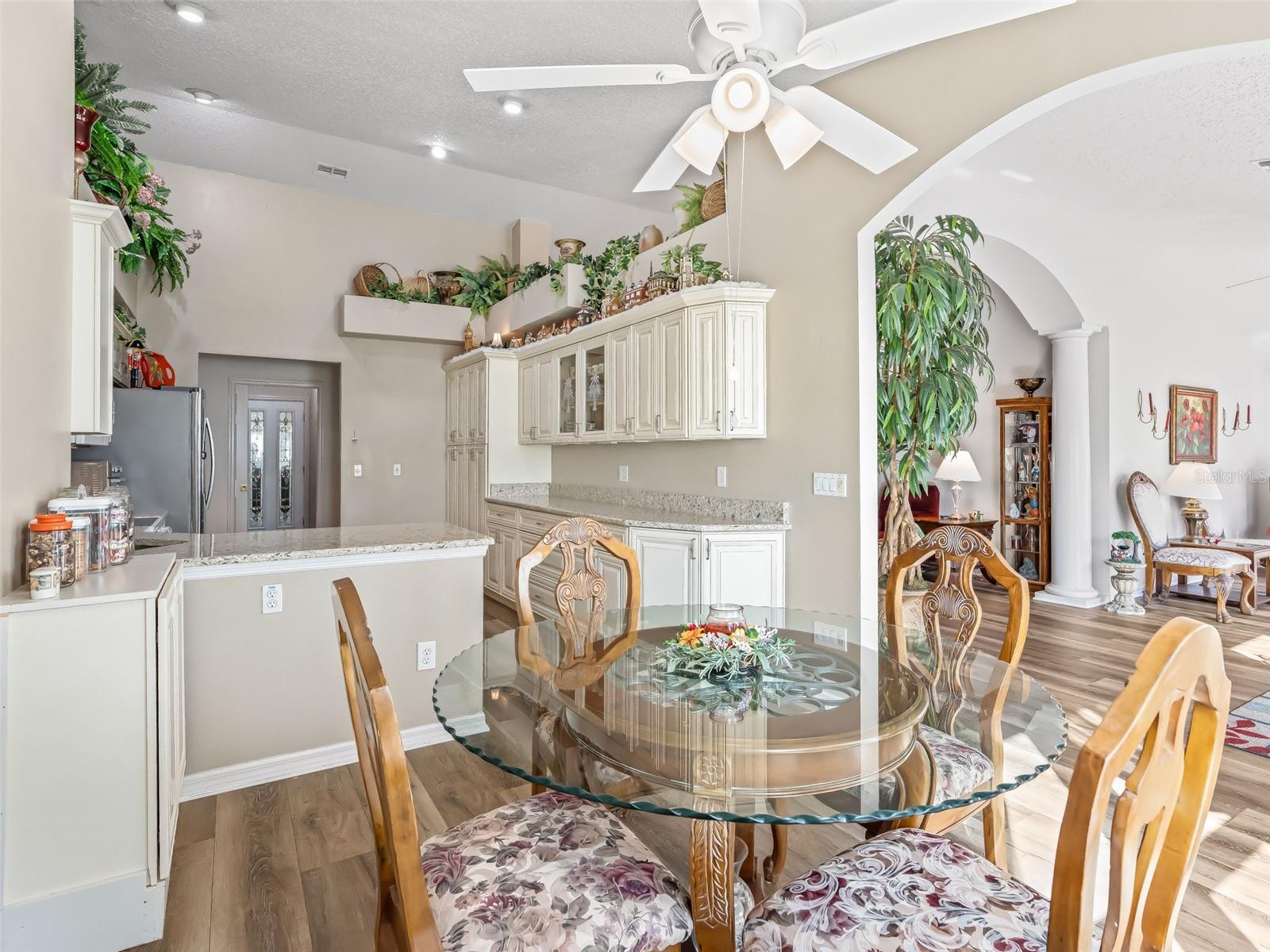 LAKES LADY LAKE - Residential