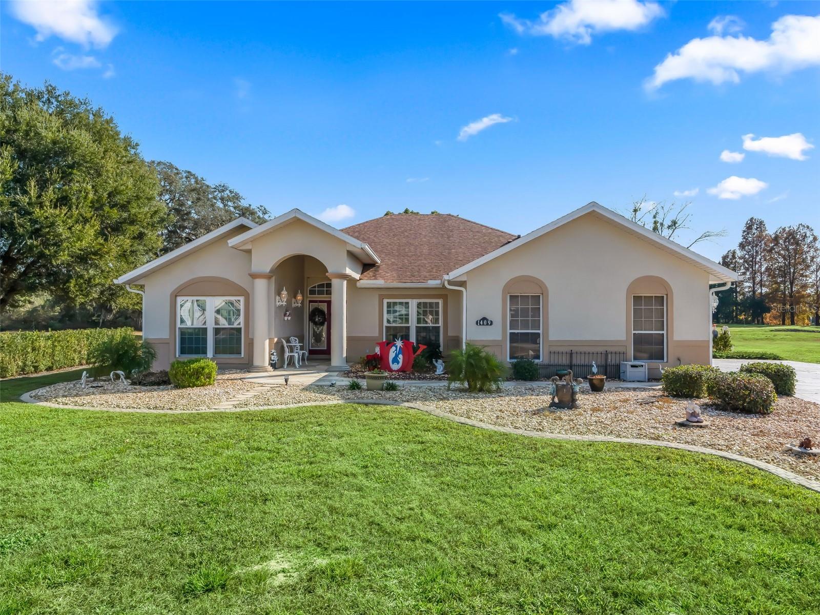 LAKES LADY LAKE - Residential