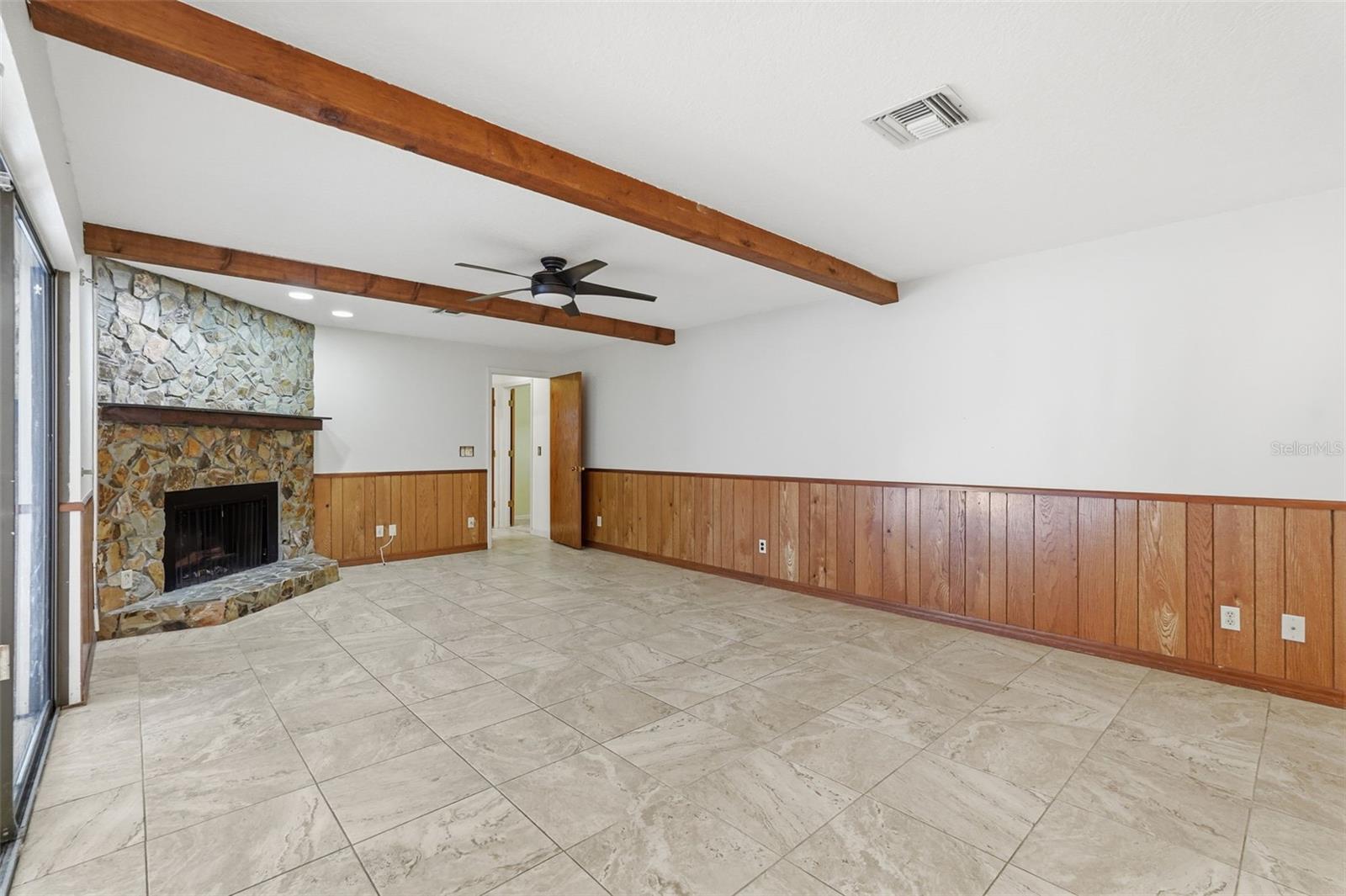 LANDMARK WOODS OF COUNTRYSIDE - Residential