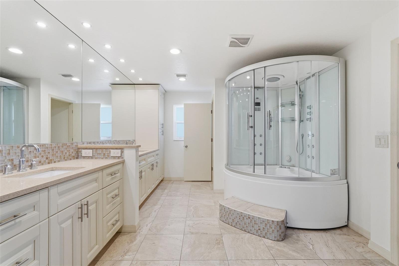 LANDMARK WOODS OF COUNTRYSIDE - Residential