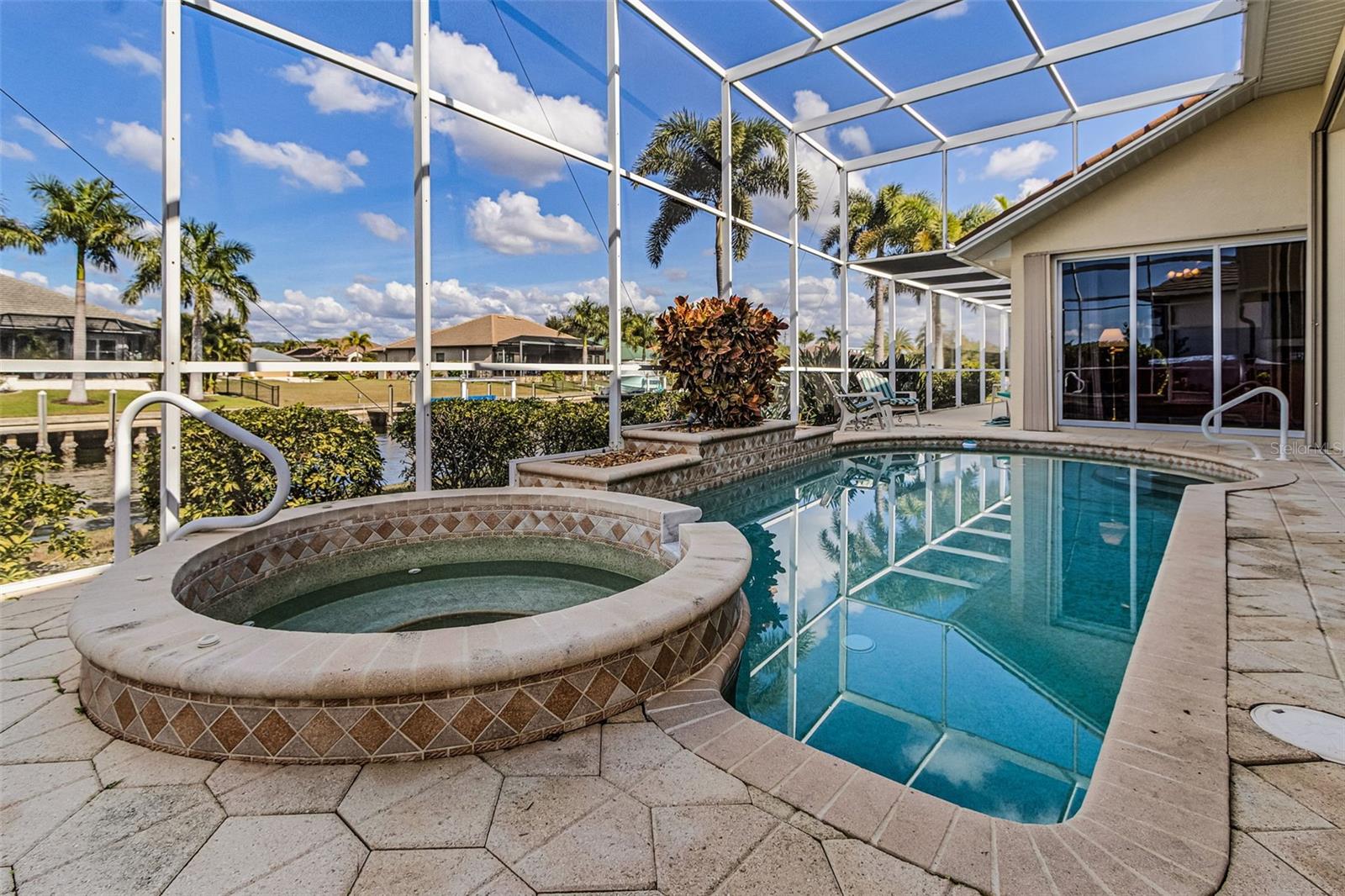 PUNTA GORDA ISLES SEC 11 - Residential