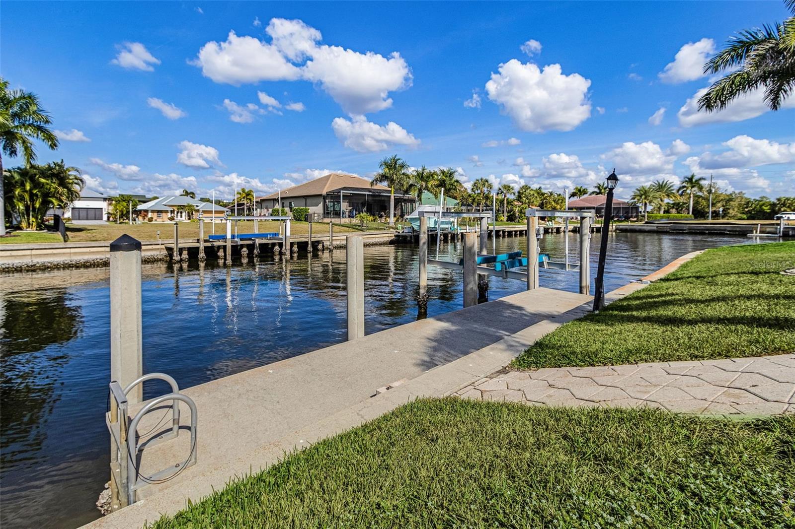PUNTA GORDA ISLES SEC 11 - Residential