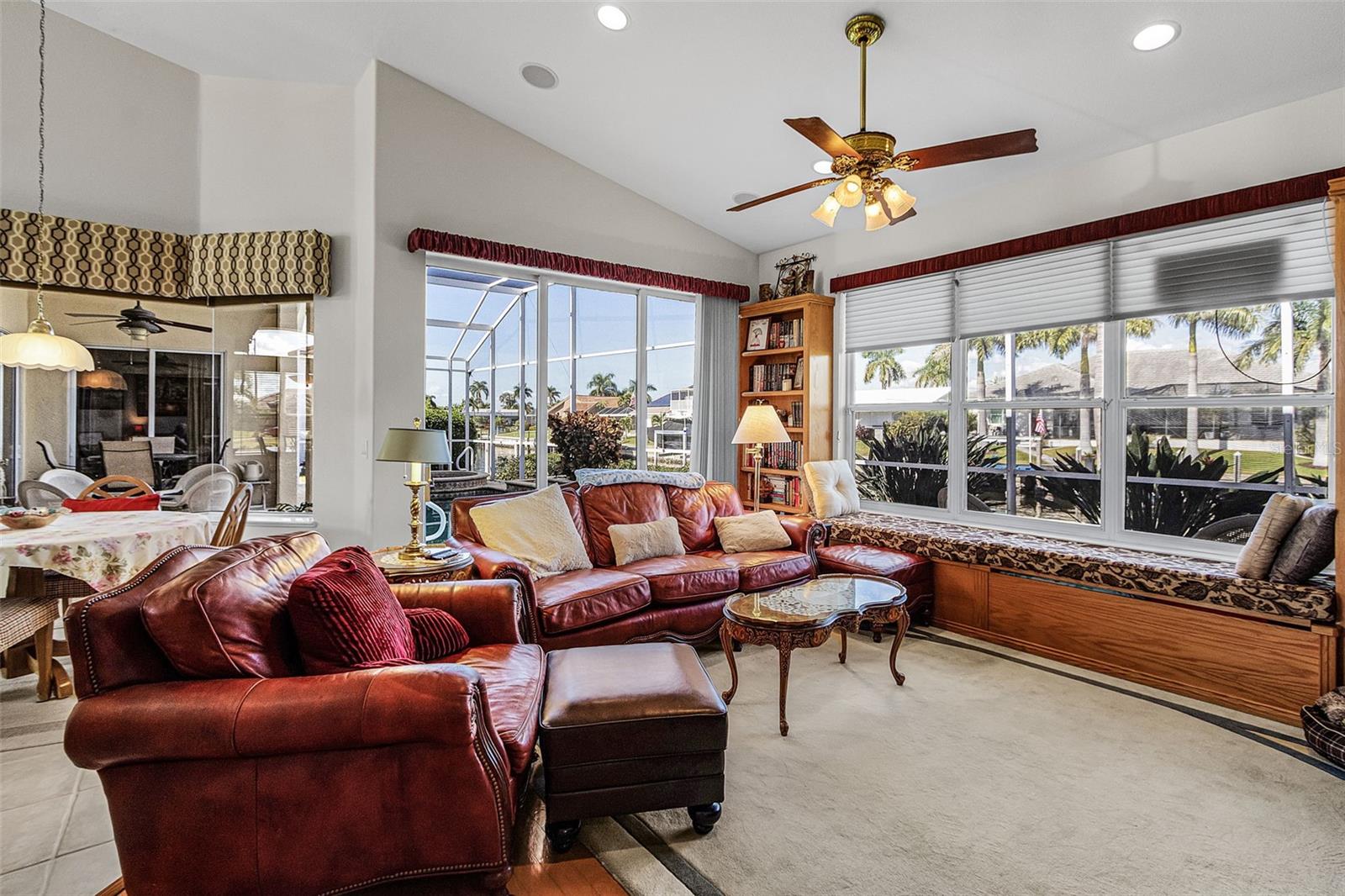 PUNTA GORDA ISLES SEC 11 - Residential