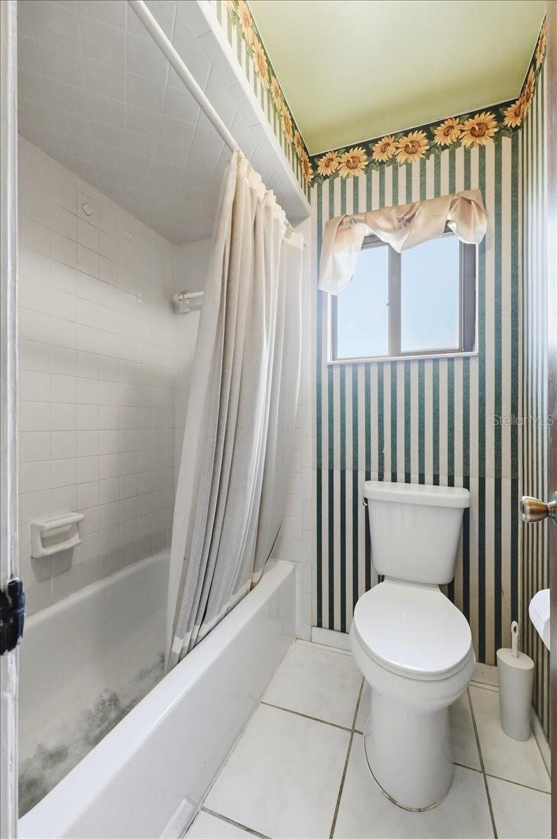 WEDGEWOOD GOLF & COUNTRY CLUB PH 01 - Residential