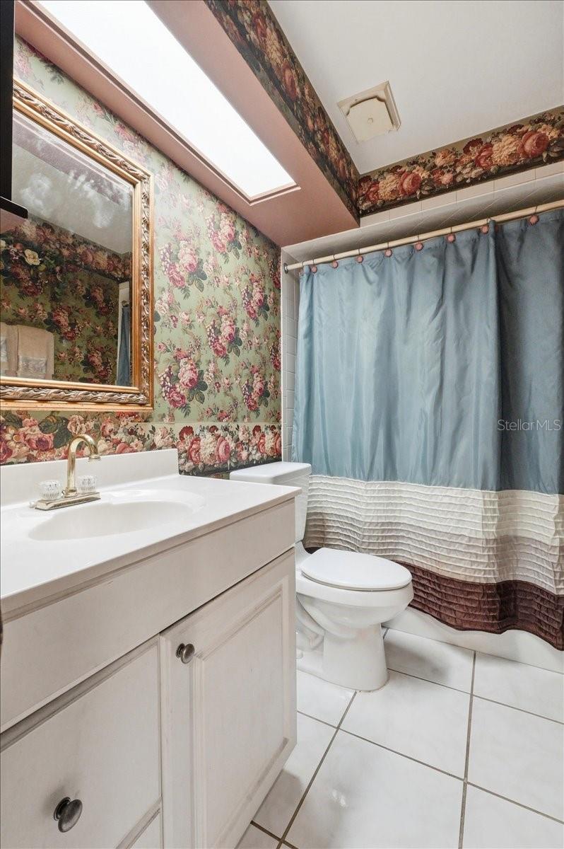 WEDGEWOOD GOLF & COUNTRY CLUB PH 01 - Residential