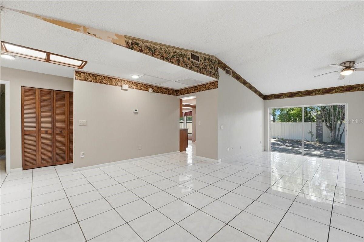 WEDGEWOOD GOLF & COUNTRY CLUB PH 01 - Residential