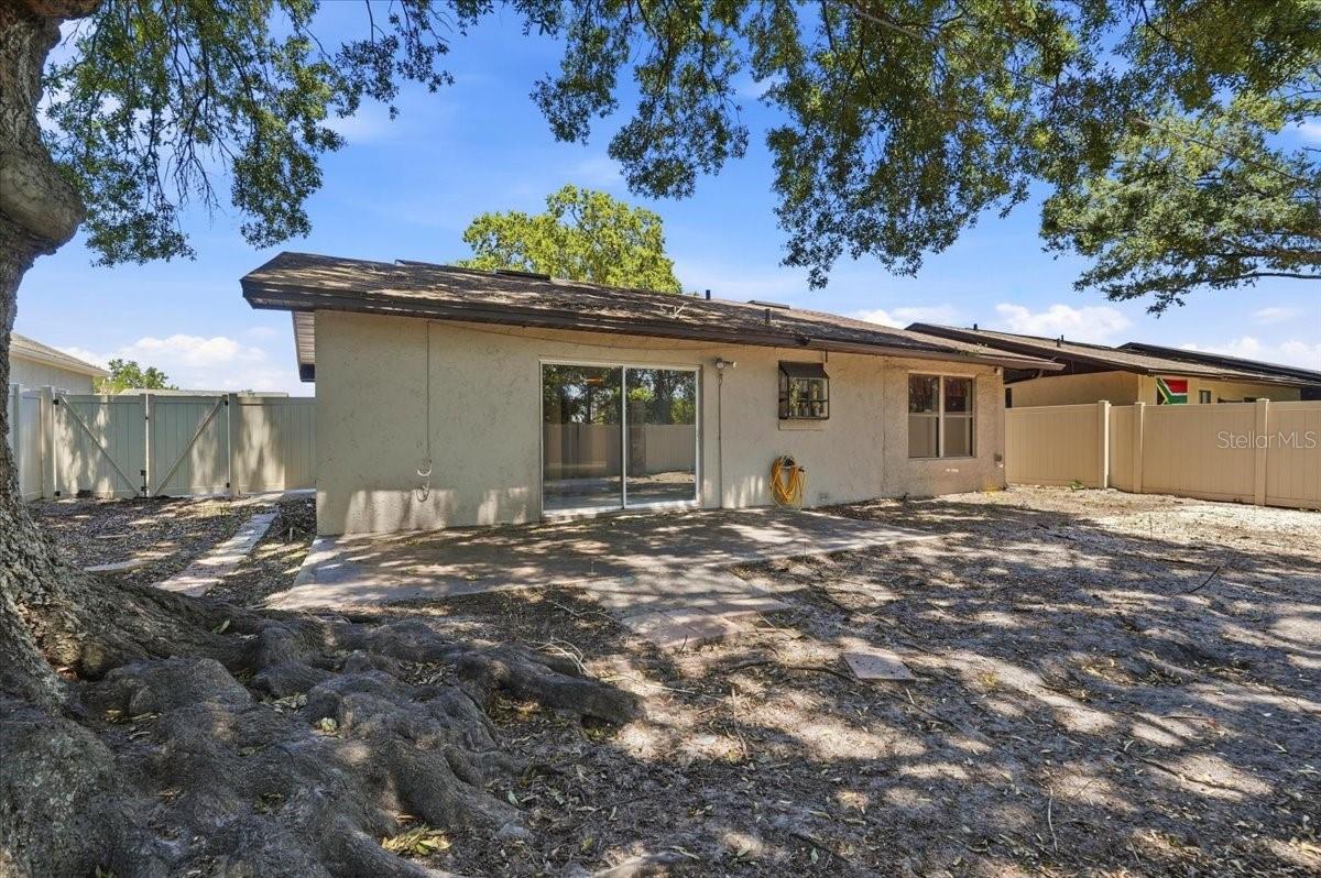 WEDGEWOOD GOLF & COUNTRY CLUB PH 01 - Residential