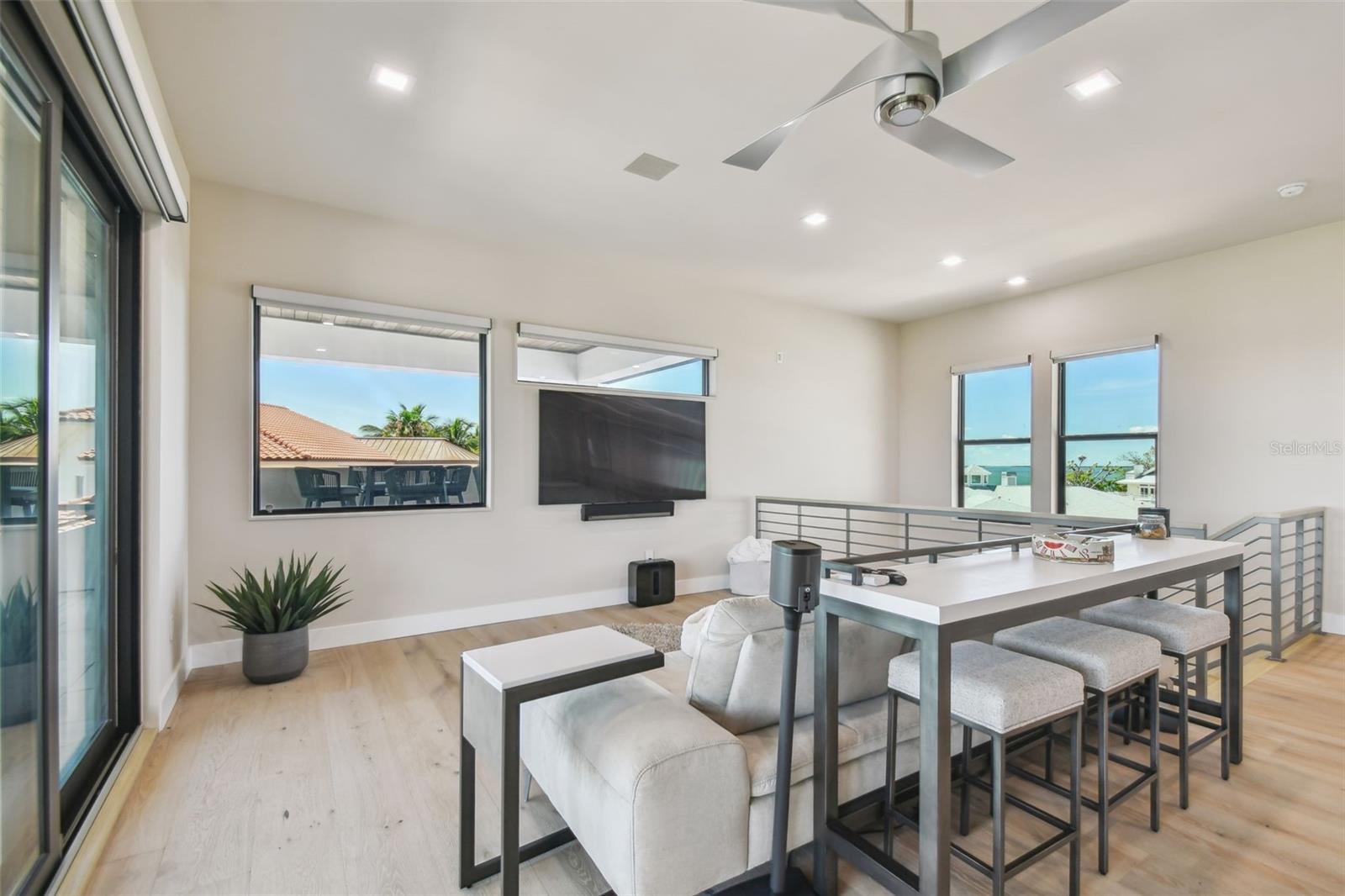 TIERRA VERDE UNIT 1 1ST REP - Residential