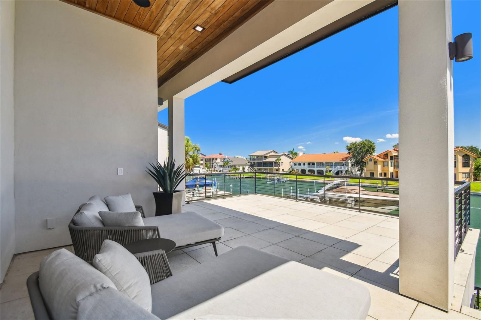 TIERRA VERDE UNIT 1 1ST REP - Residential