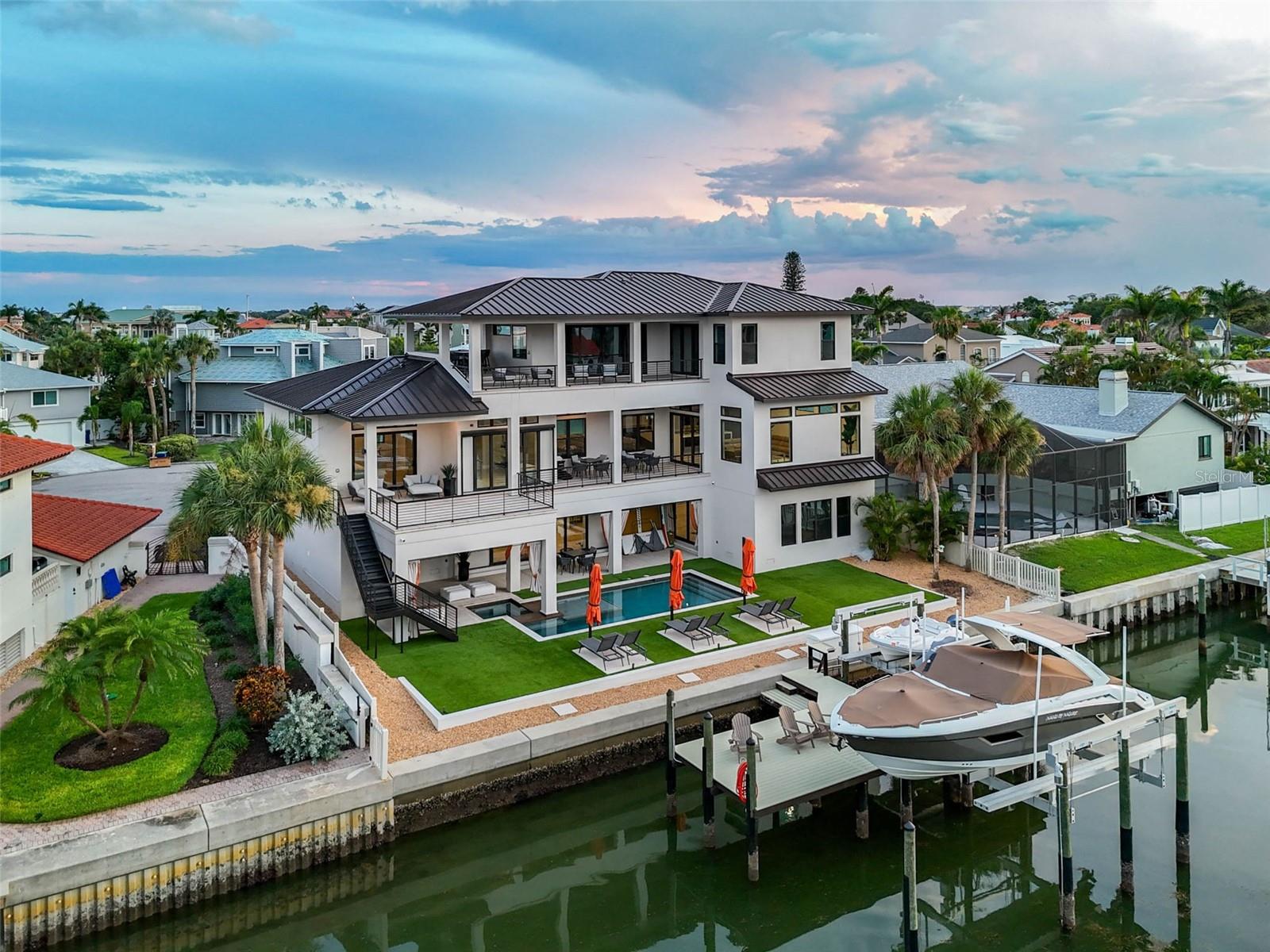 TIERRA VERDE UNIT 1 1ST REP - Residential