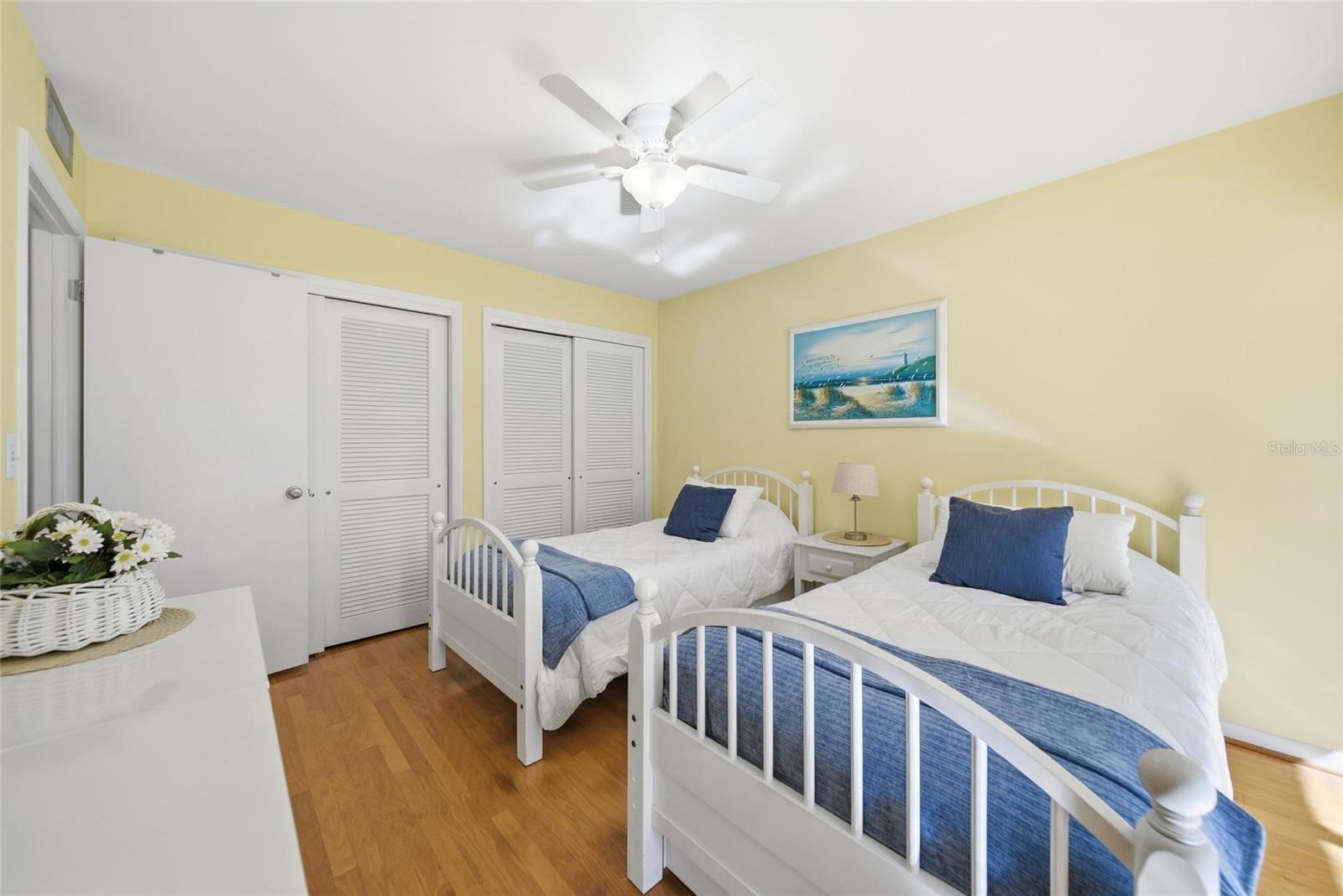 CARROLLWOOD VILLAGE NORTHMEADO - Residential