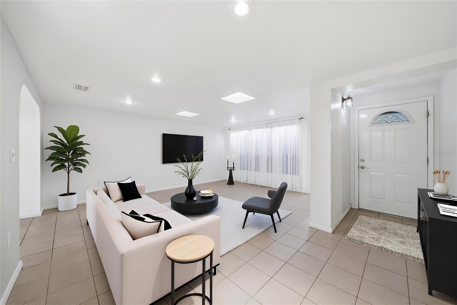 CARROLLWOOD VILLAGE NORTHMEADO - Residential