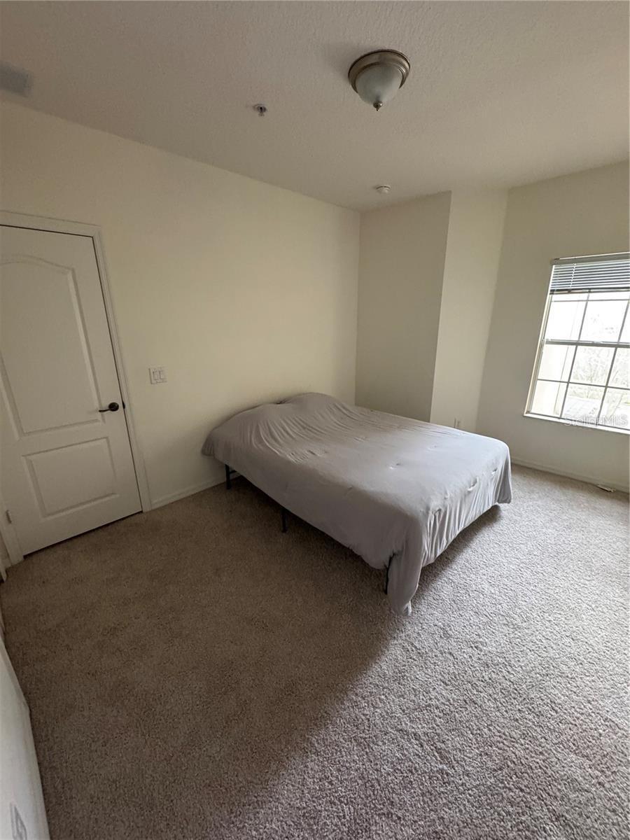 VILLA CAPRI/METROWEST - Residential