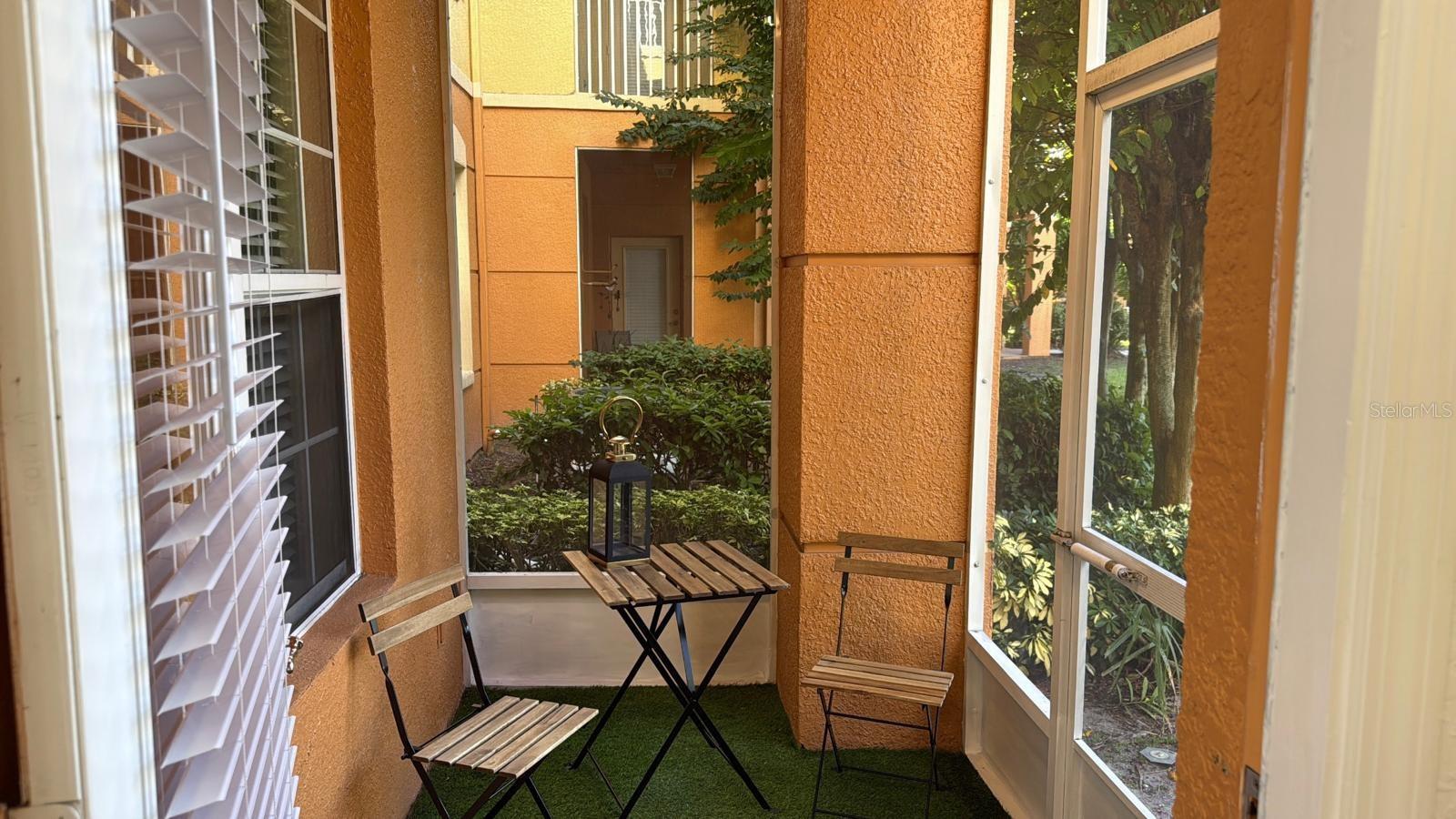 HORIZONS AT VISTA LAKES CONDO PH 1 - Residential