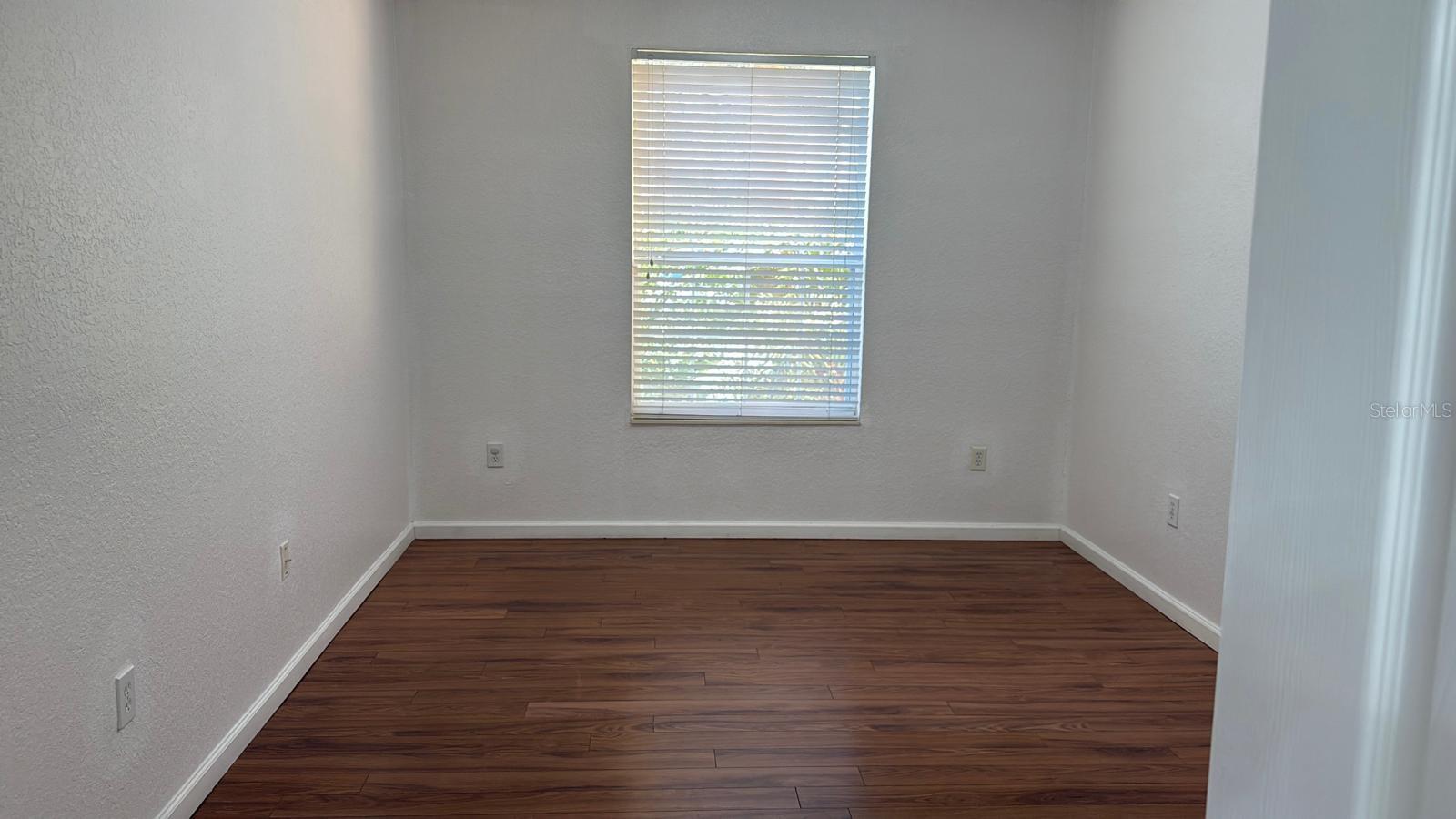 HORIZONS AT VISTA LAKES CONDO PH 1 - Residential