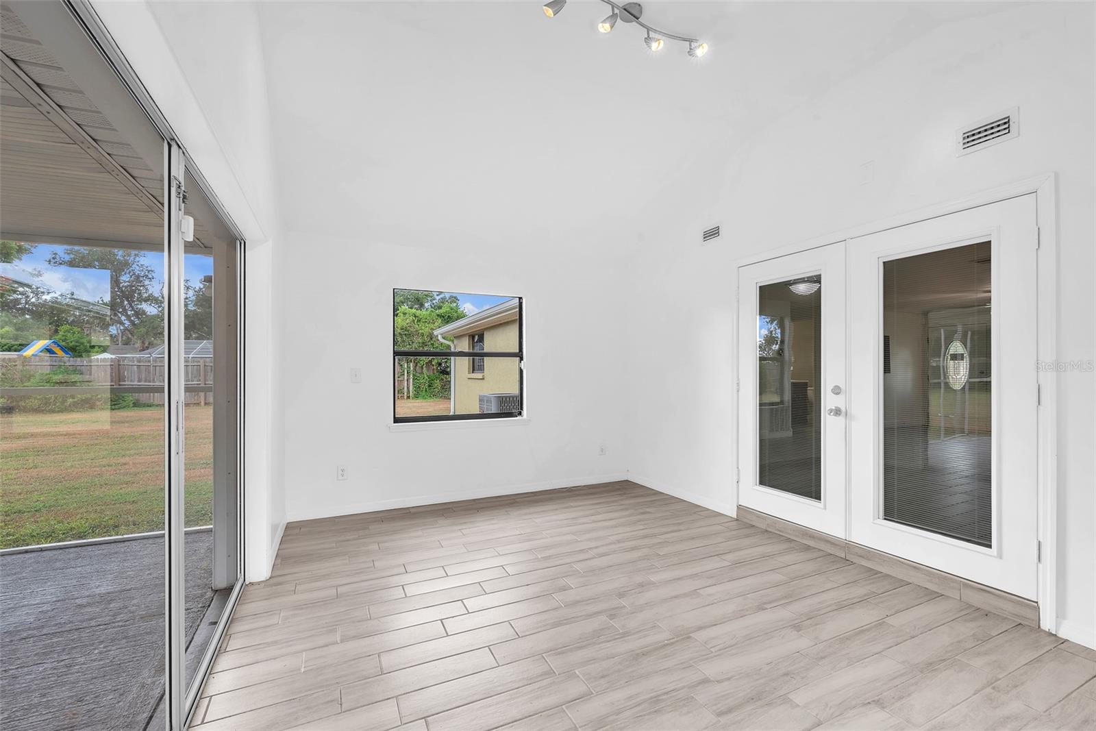 UNPLATTED - Residential