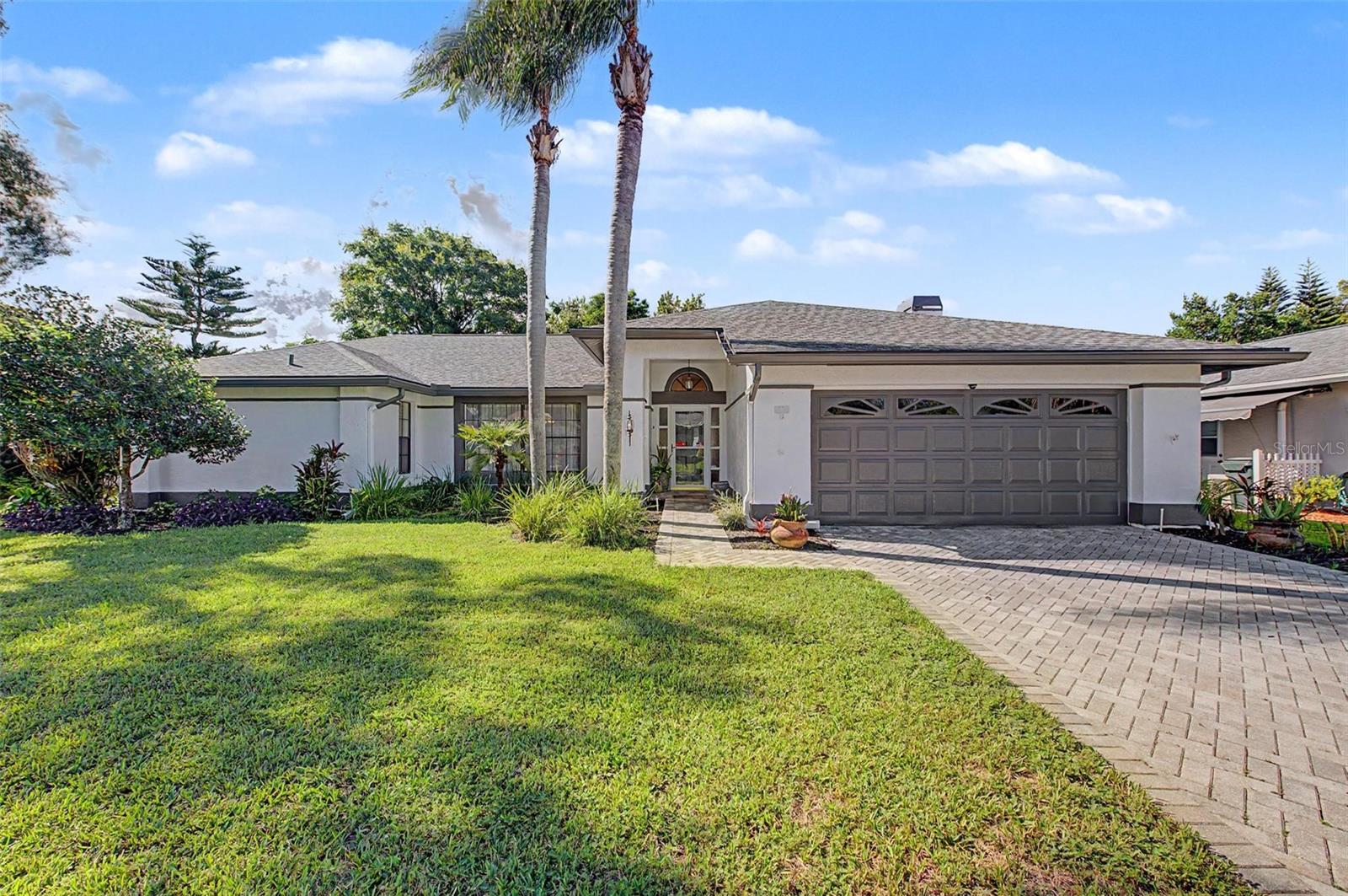 8612 BRAXTON DRIVE