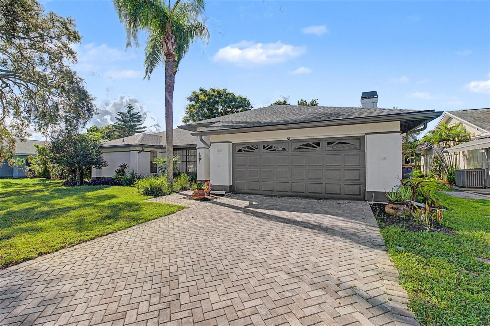 8612 BRAXTON DRIVE