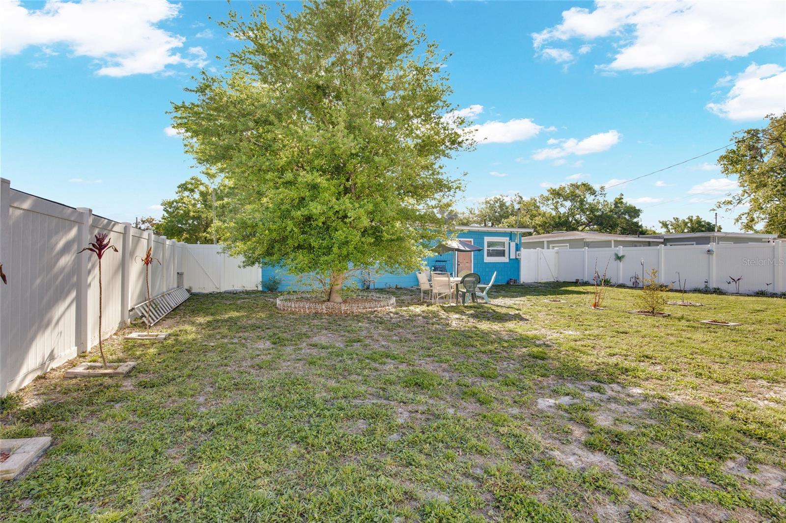 PINE CREST VILLA ADD 5 - Residential