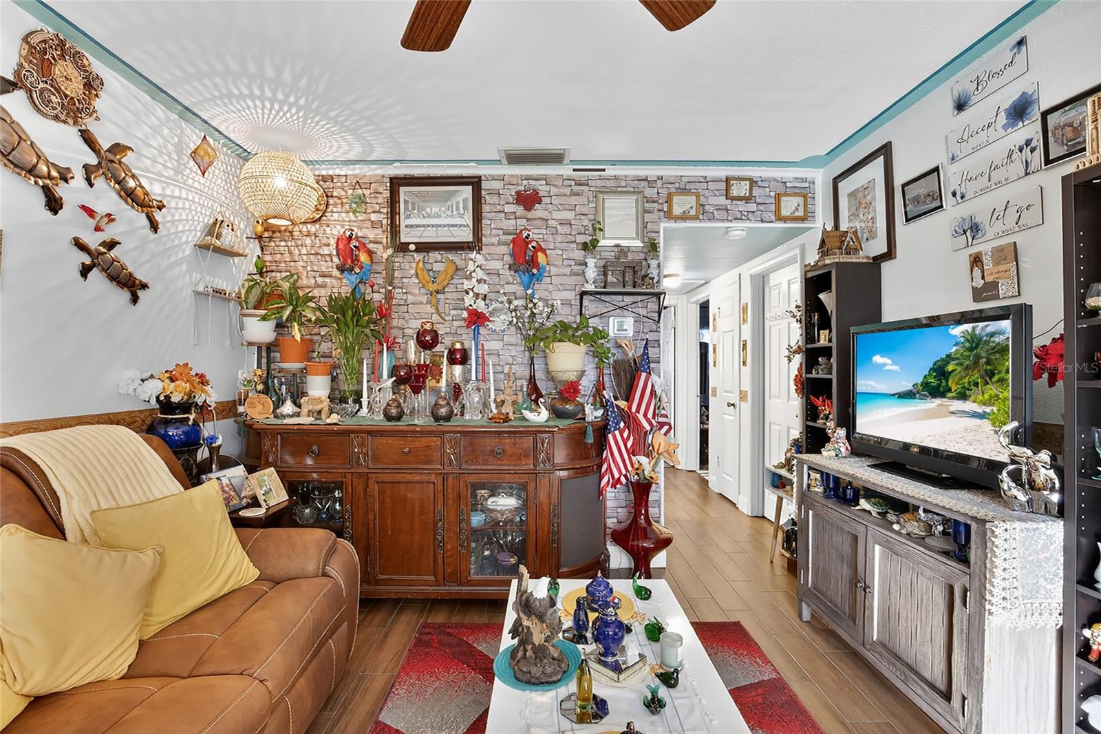 PINE CREST VILLA ADD 5 - Residential