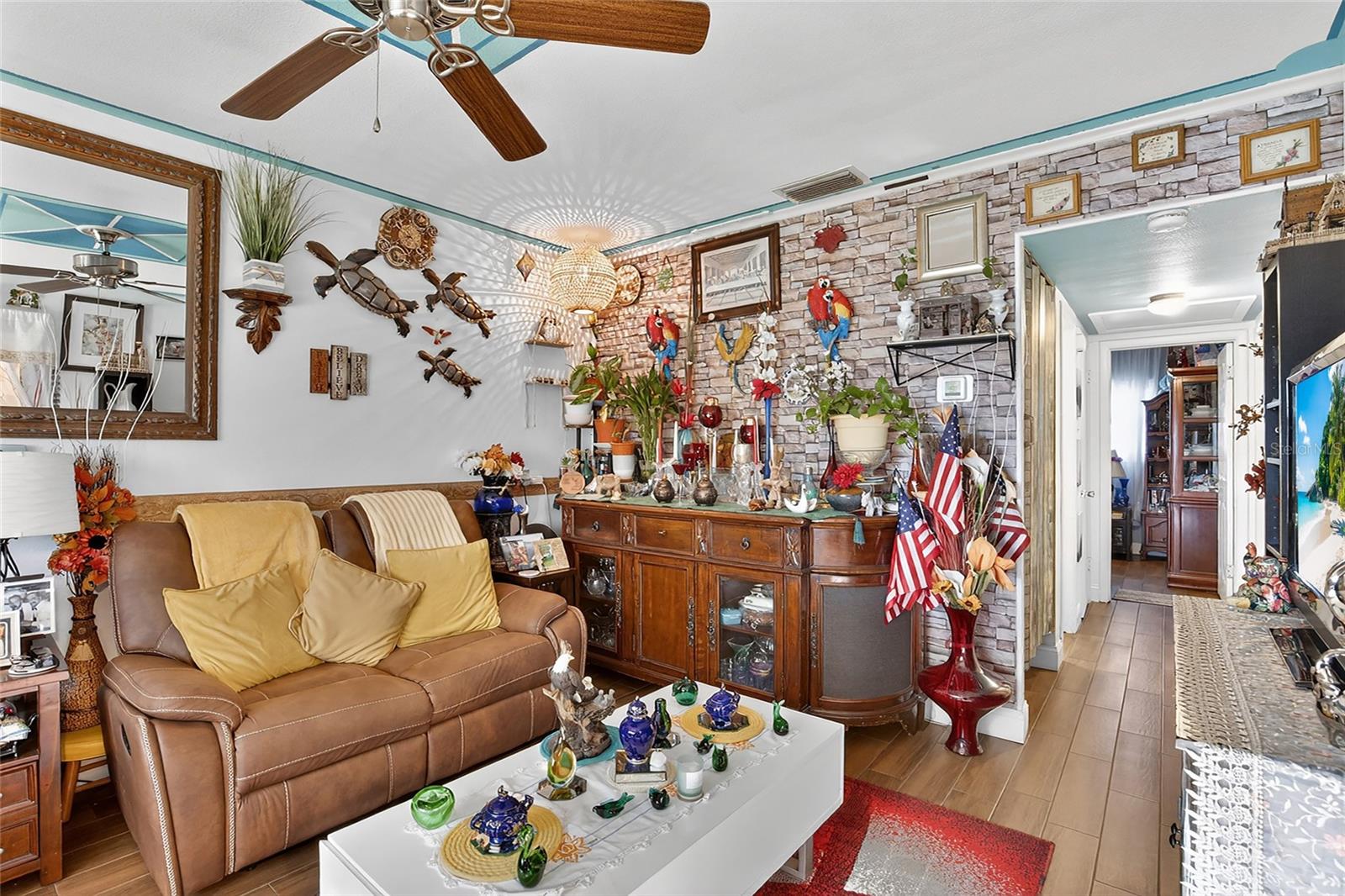 PINE CREST VILLA ADD 5 - Residential
