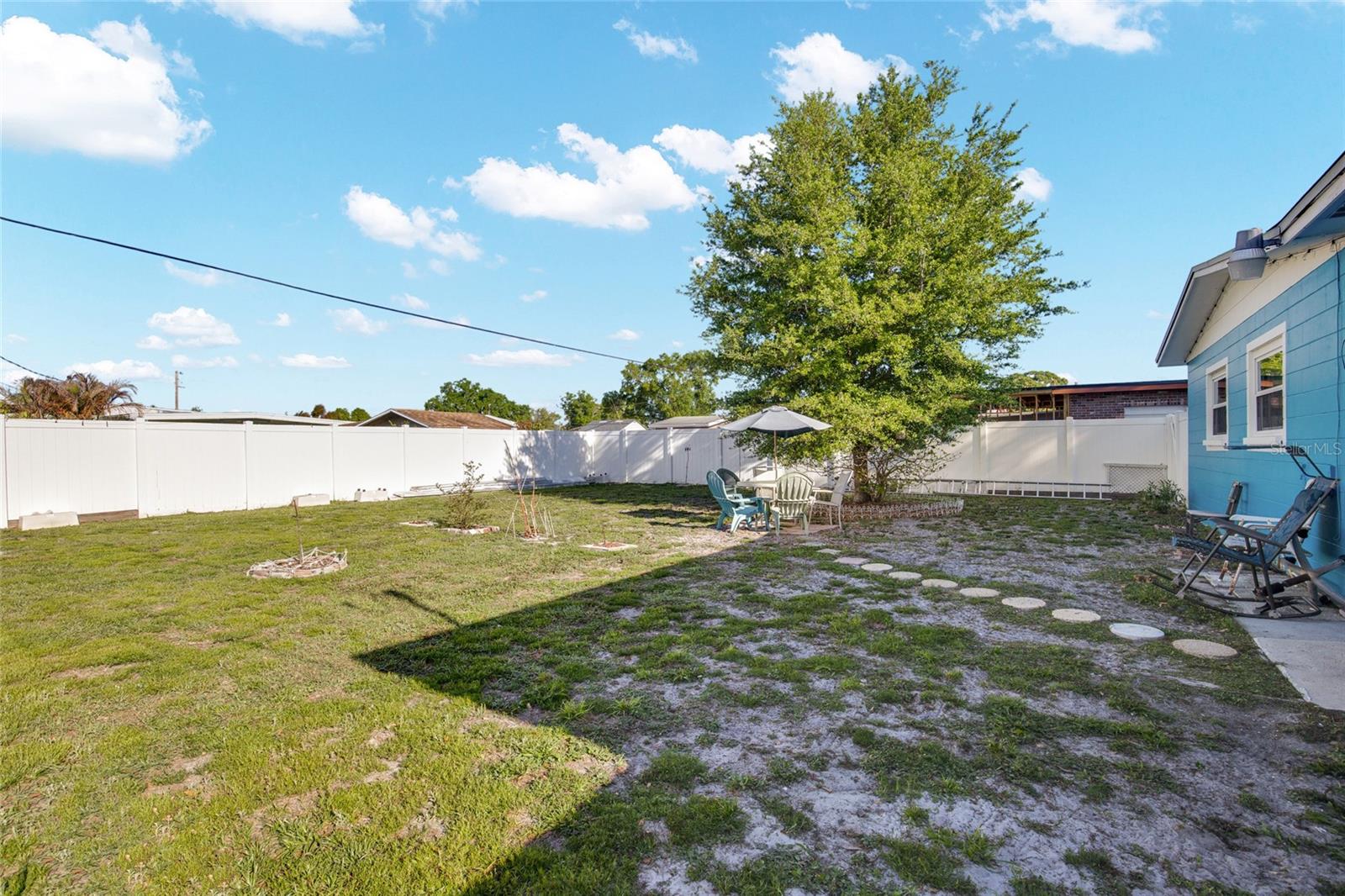 PINE CREST VILLA ADD 5 - Residential