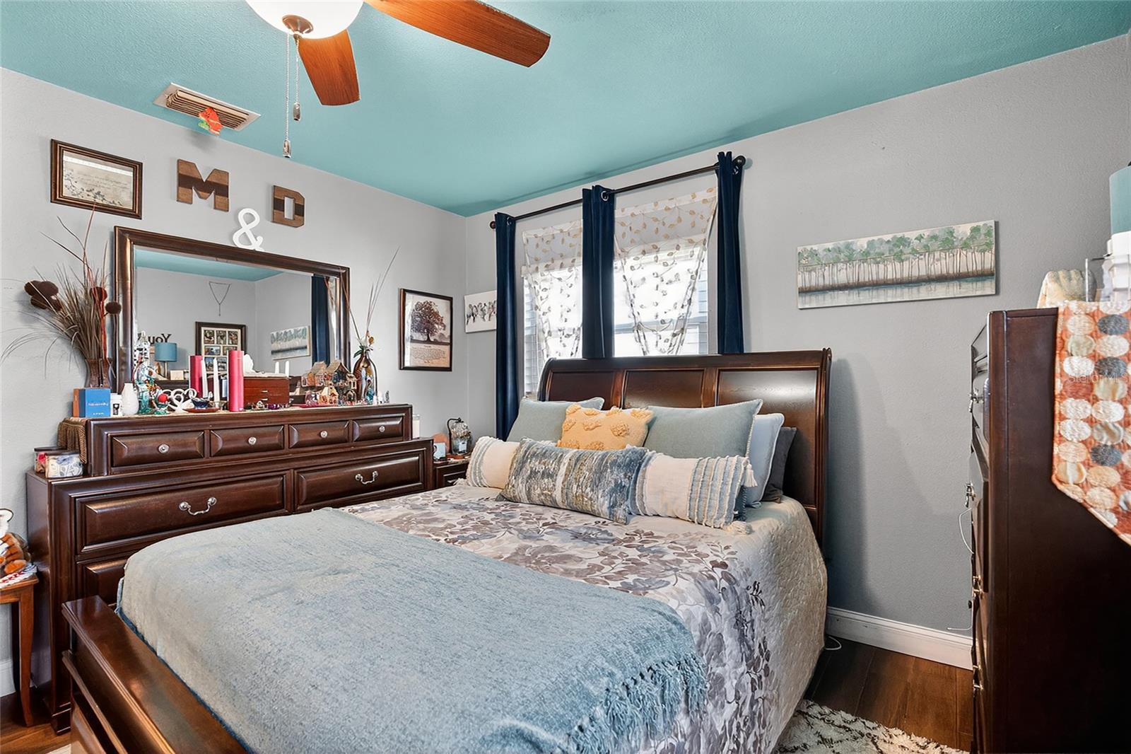 PINE CREST VILLA ADD 5 - Residential