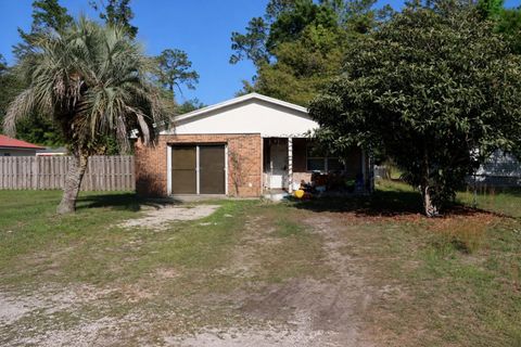 Photo of 131 Park Road, Interlachen, FL 32148 (MLS # C7525520)