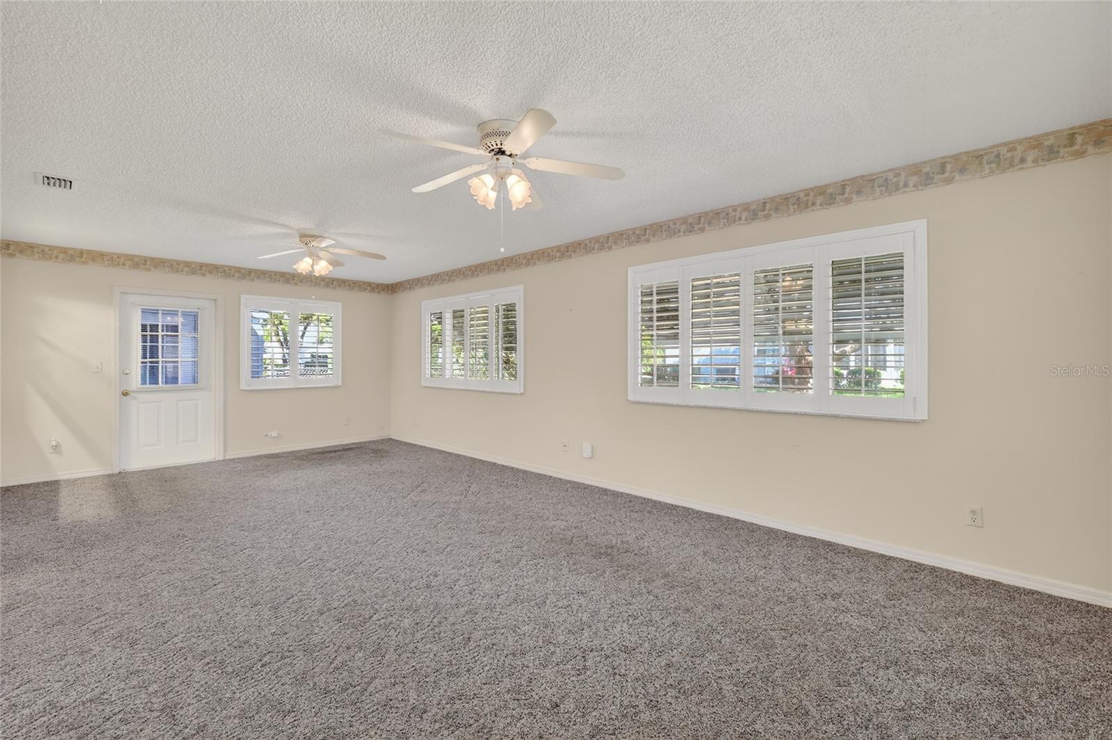 SPRUCE CREEK SOUTH - Residential