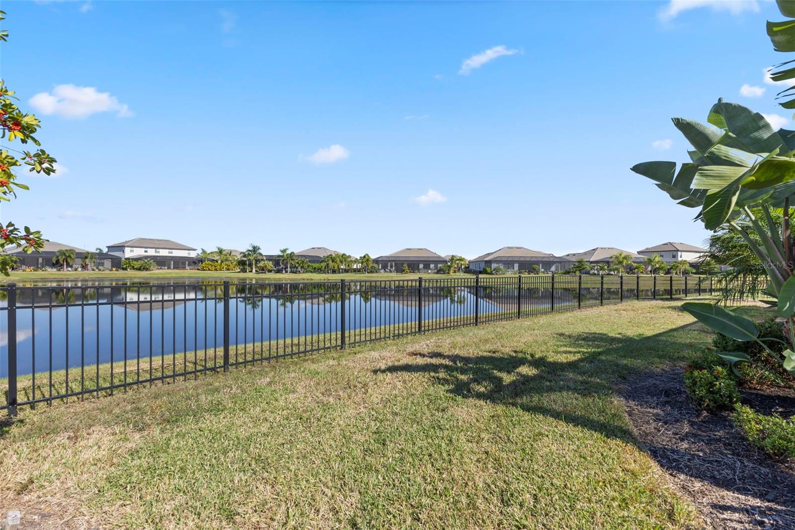 LORRAINE LAKES PH I - Residential