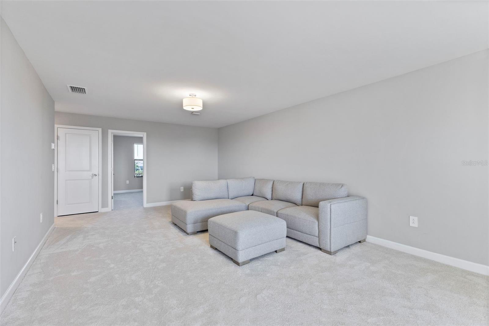 LORRAINE LAKES PH I - Residential