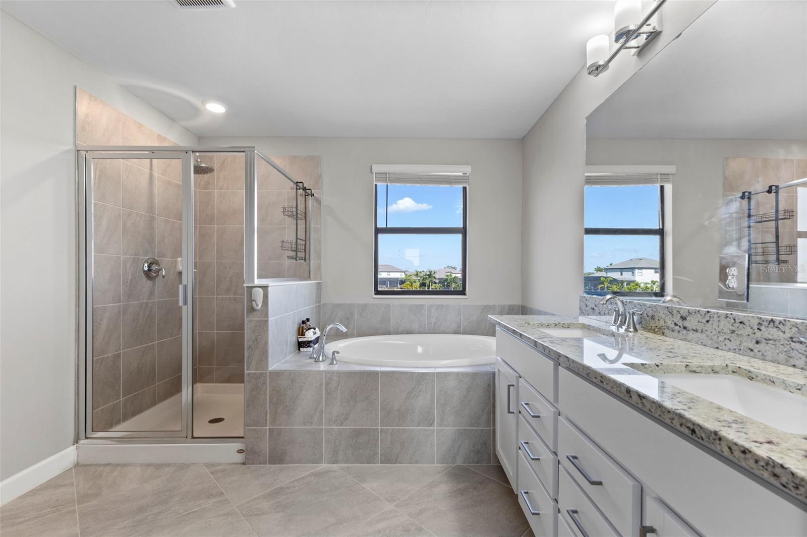 LORRAINE LAKES PH I - Residential