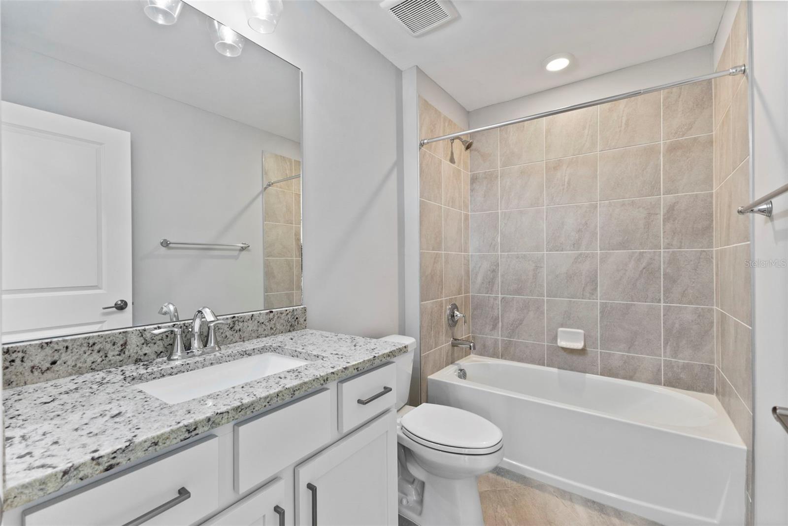 LORRAINE LAKES PH I - Residential