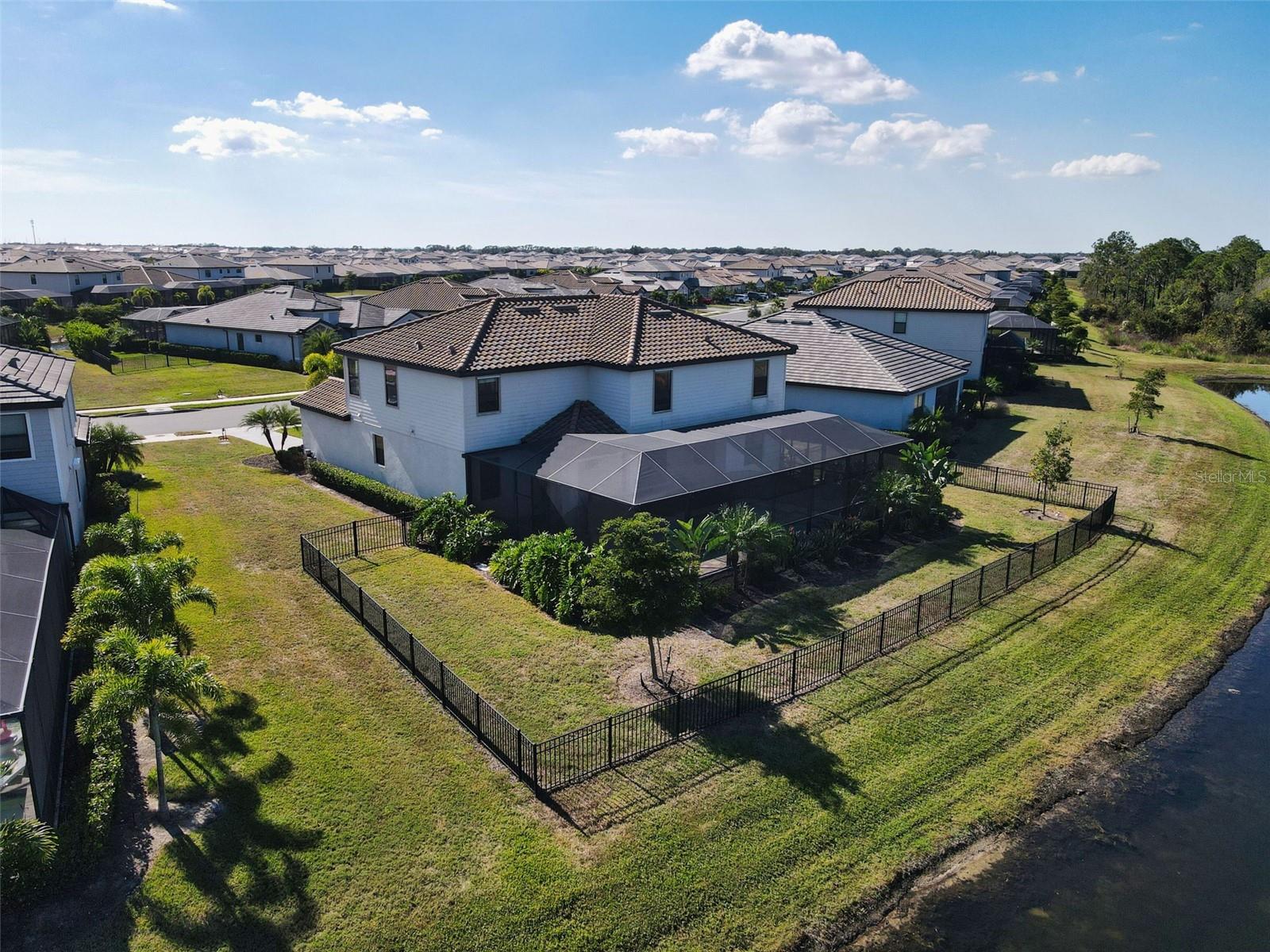 LORRAINE LAKES PH I - Residential