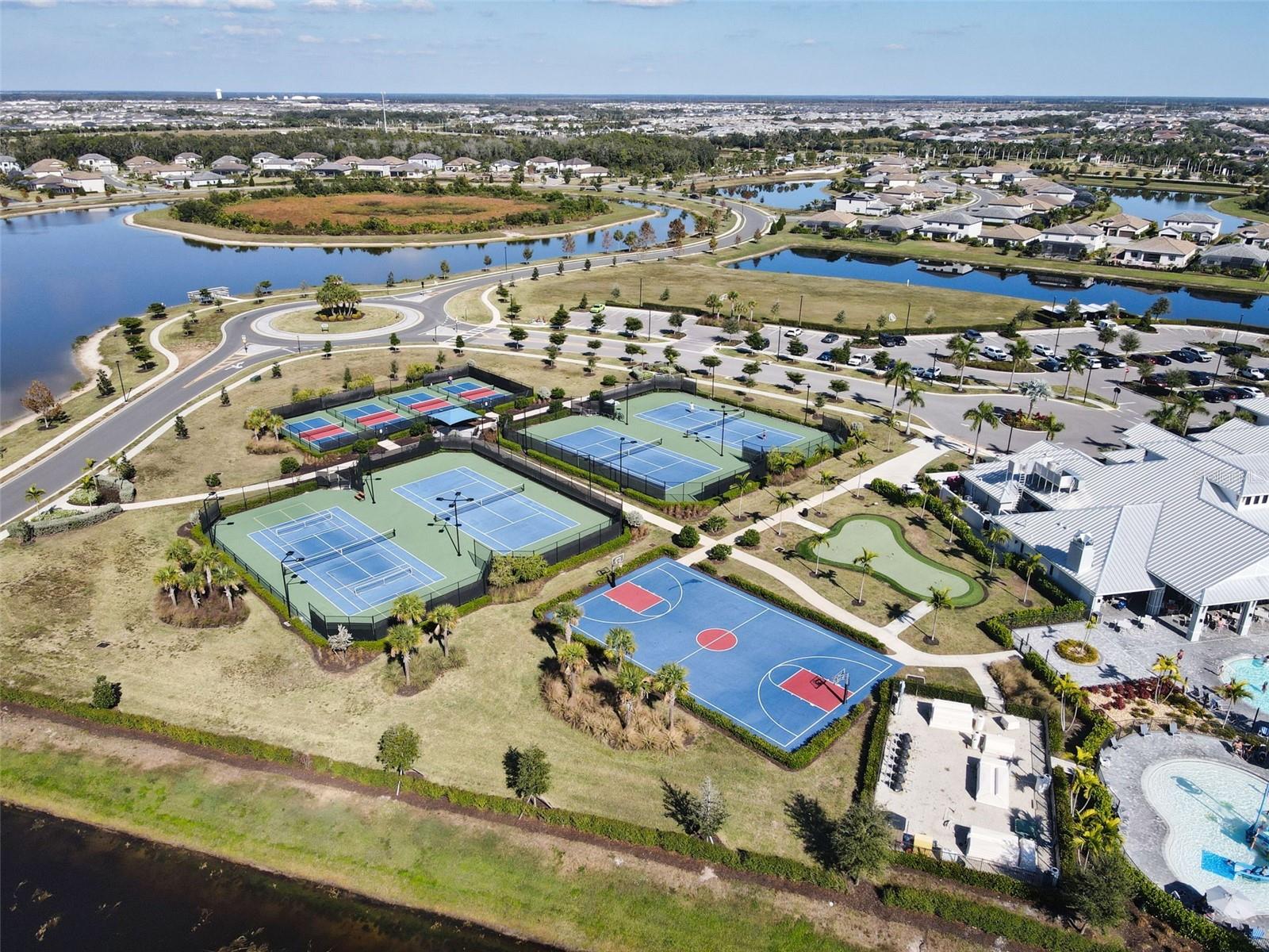 LORRAINE LAKES PH I - Residential